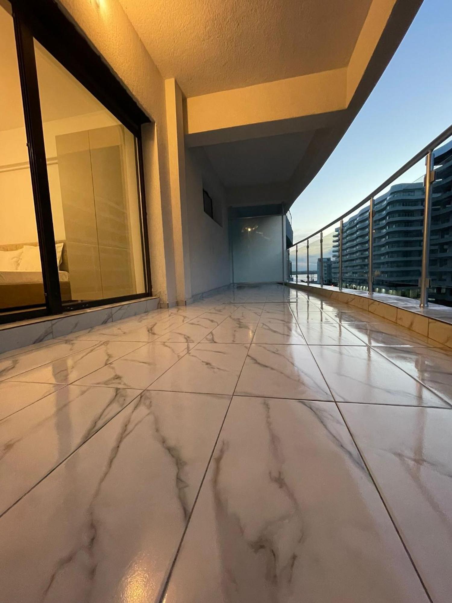 Del Mar Vista Appartement Mamaia Buitenkant foto
