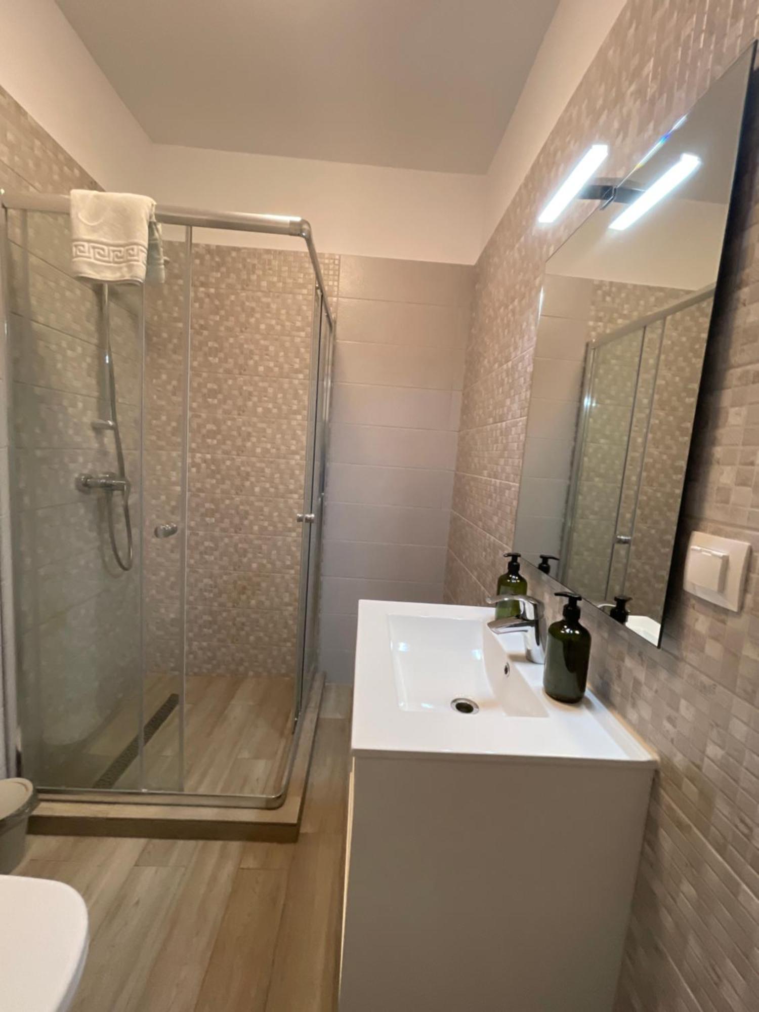Del Mar Vista Appartement Mamaia Buitenkant foto